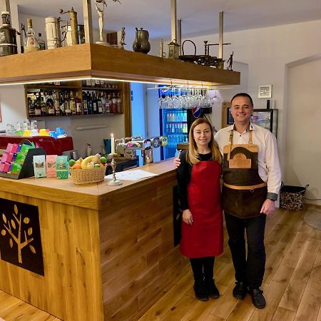 Penzion A Restaurace 14 Hostinné Eksteriør bilde